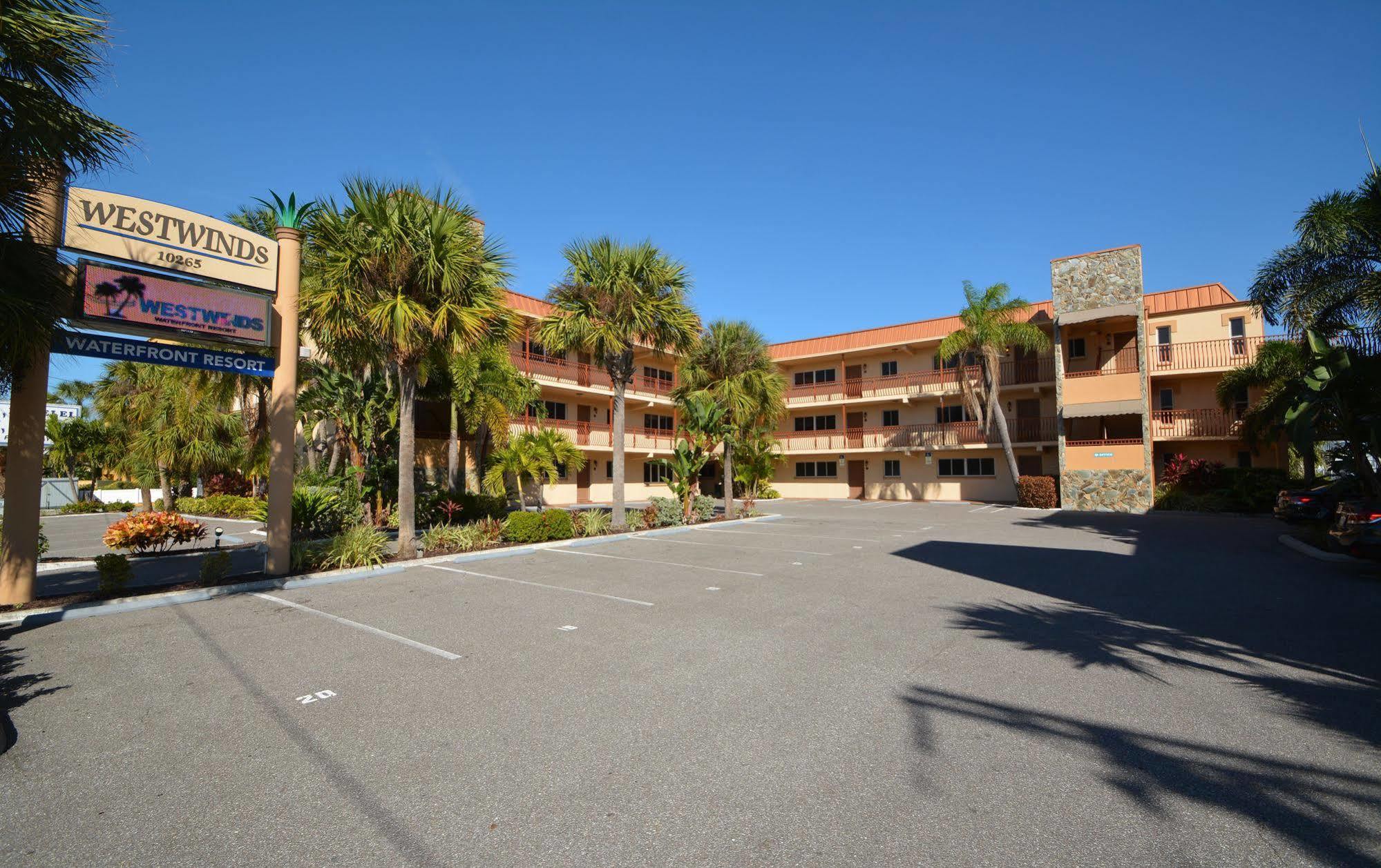 Westwinds Waterfront Resort St. Pete Beach Exterior foto